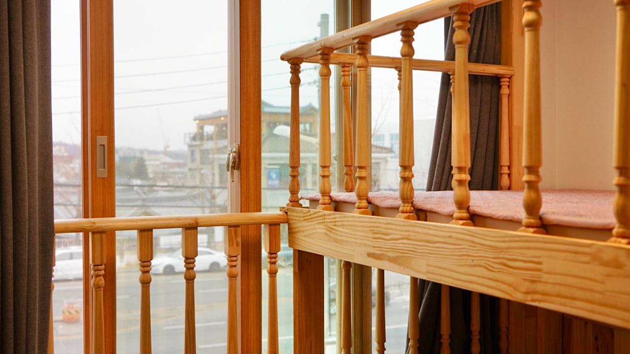 The Jeongga Vandrehjem Jeonju Eksteriør billede