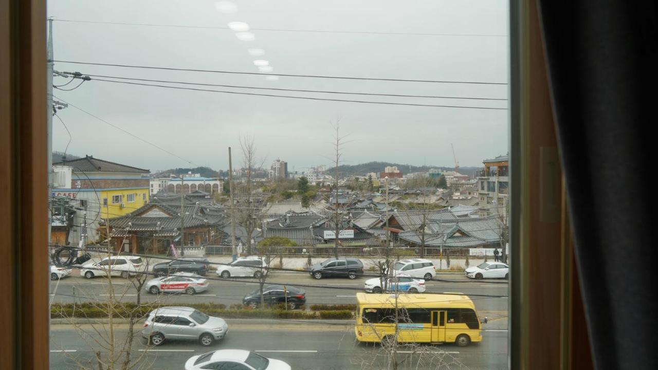 The Jeongga Vandrehjem Jeonju Eksteriør billede